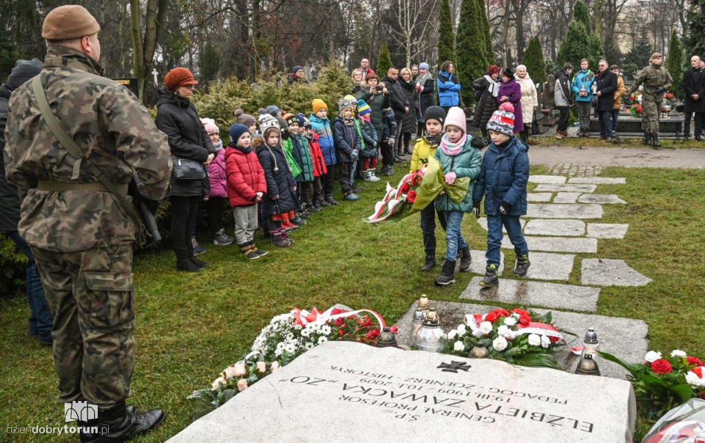 14. rocznica śmierci gen. Elżbiety Zawackiej