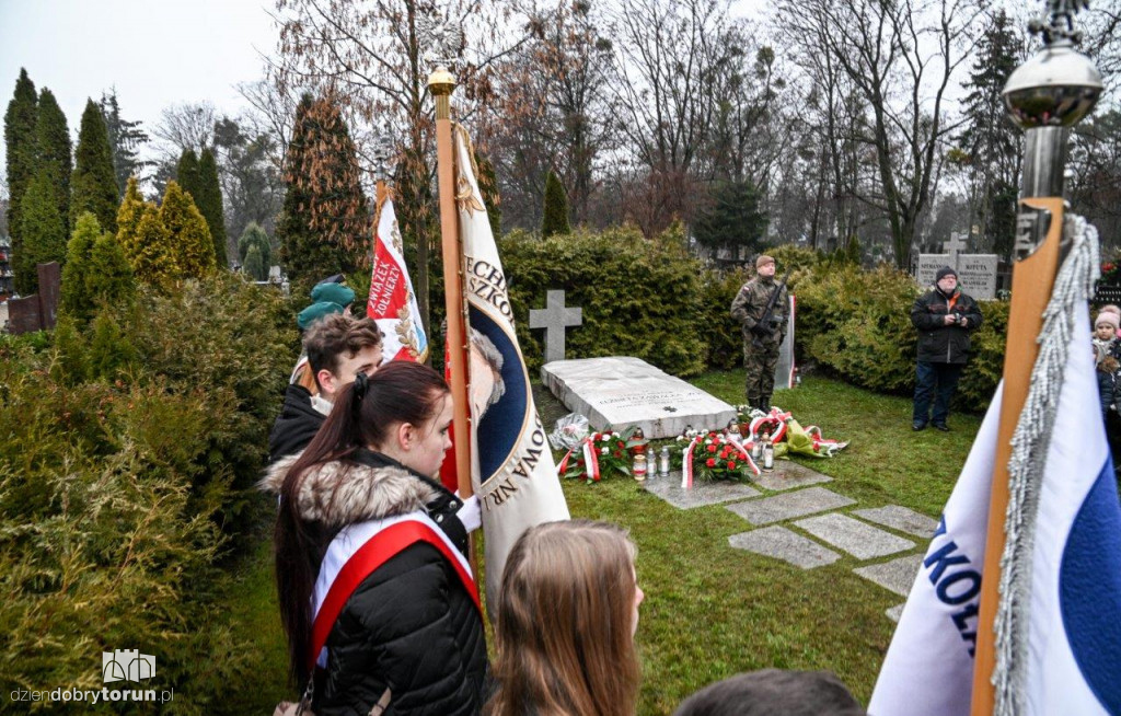 14. rocznica śmierci gen. Elżbiety Zawackiej