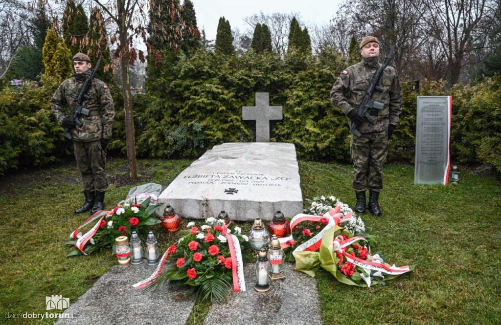14. rocznica śmierci gen. Elżbiety Zawackiej
