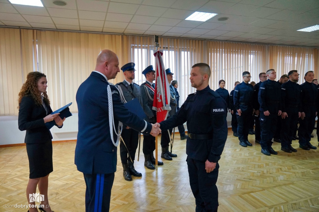 Nowi policjanci w Toruniu i regionie