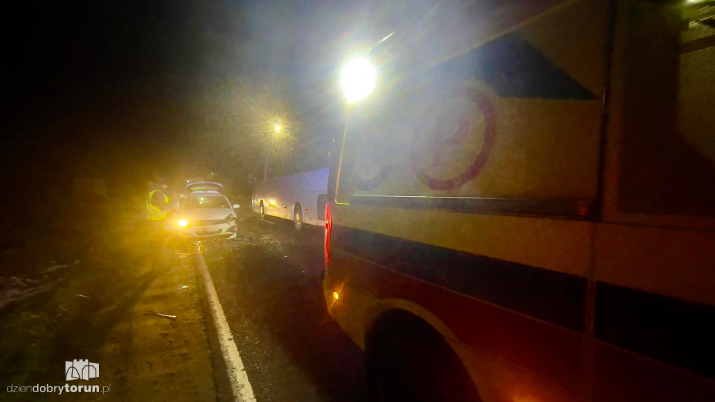 Wypadek z udziałem trzech osobówek