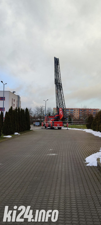 Złamana strażacka drabina