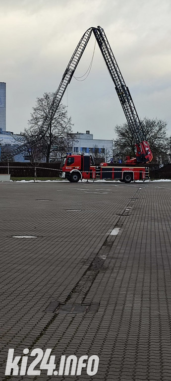 Złamana strażacka drabina