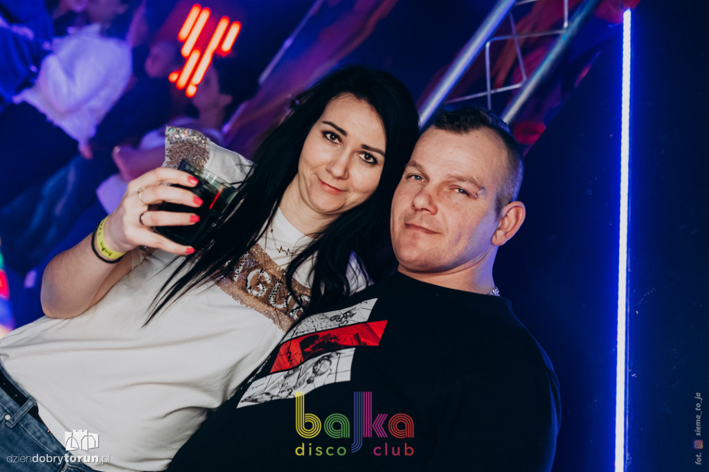 Zabawa w toruńskim klubie Bajka