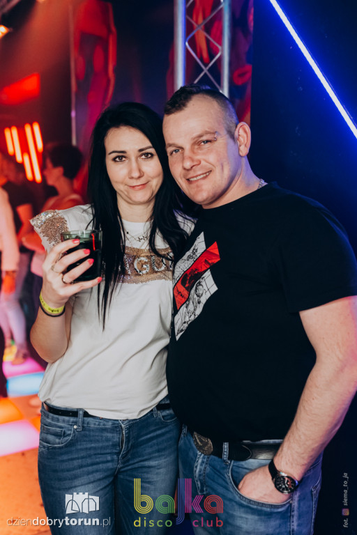 Zabawa w toruńskim klubie Bajka
