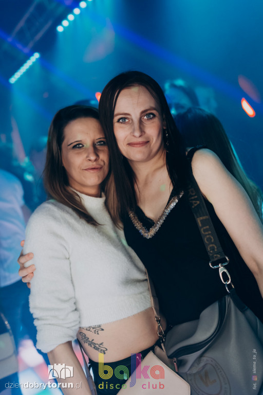Zabawa w toruńskim klubie Bajka