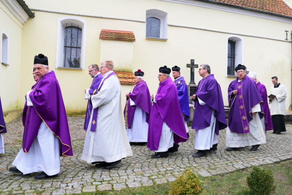 Ostatnia droga księdza z diecezji toruńskiej