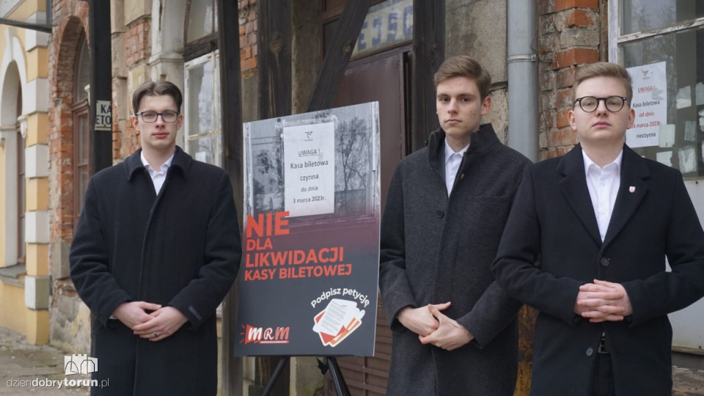 Zamknęli kasę na dworcu PKP