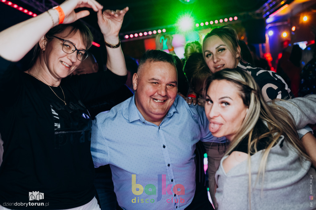 Weekendowa zabawa w Bajce