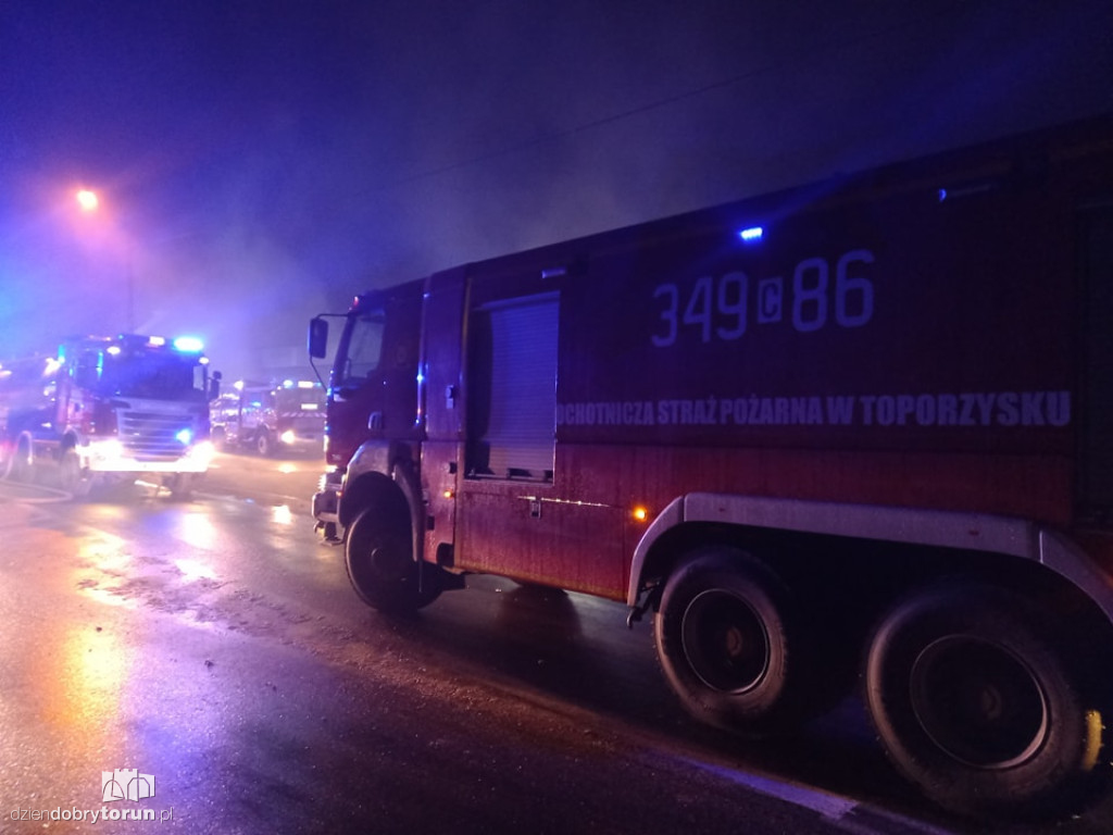 Ogromny pożar 30 kilometrów od Torunia