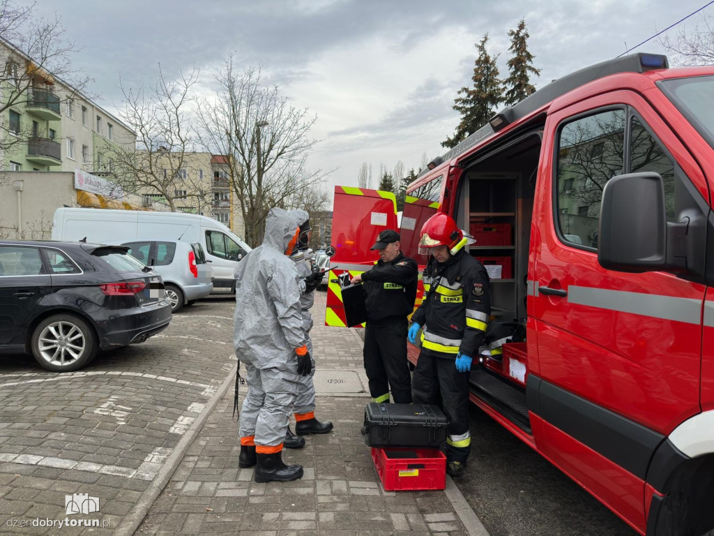 Strażacy potwierdzili. Znaleźli cyjanek potasu