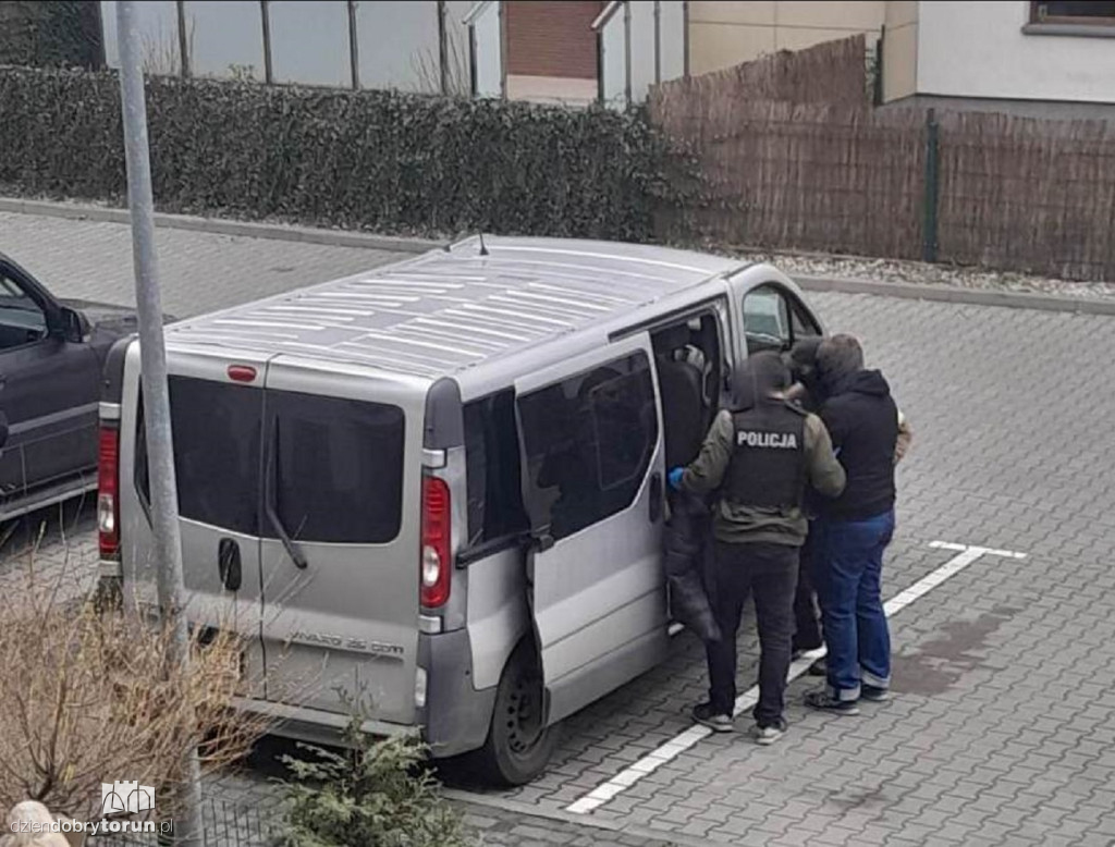 Akcja policji na Osiedlu Piernikowym