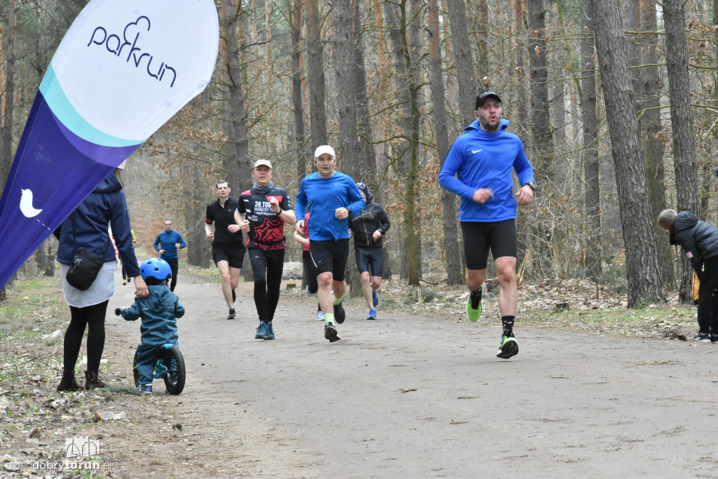 Tłumy na sobotnim Parkrunie
