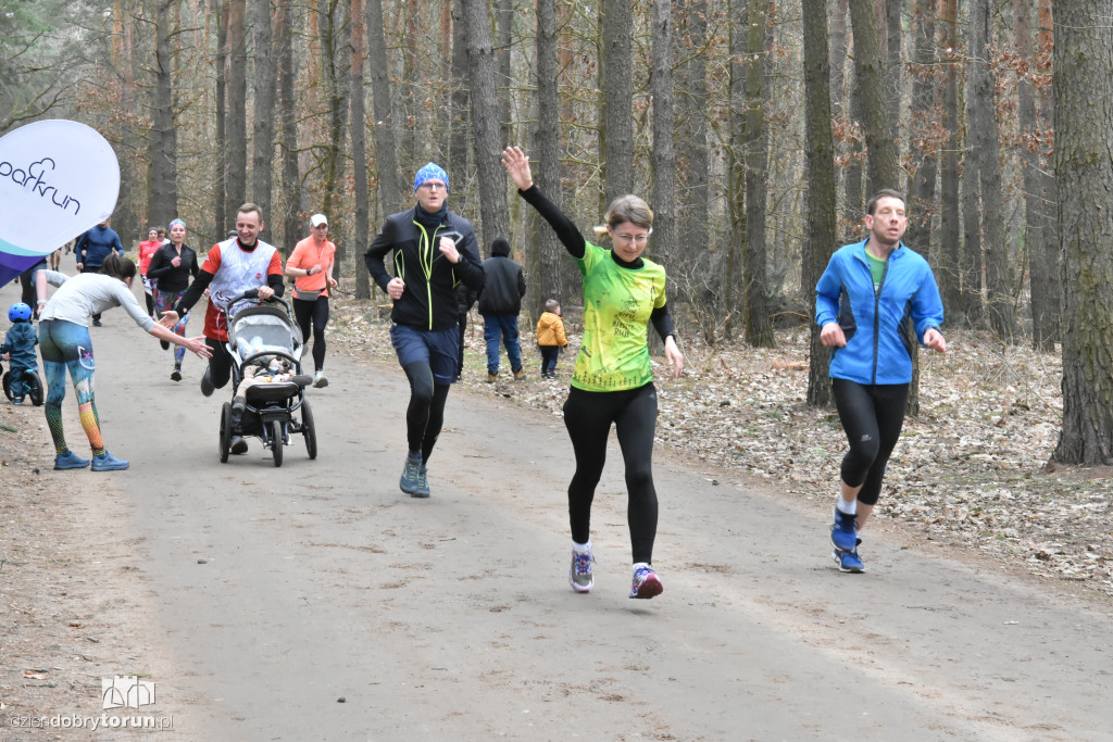 Tłumy na sobotnim Parkrunie