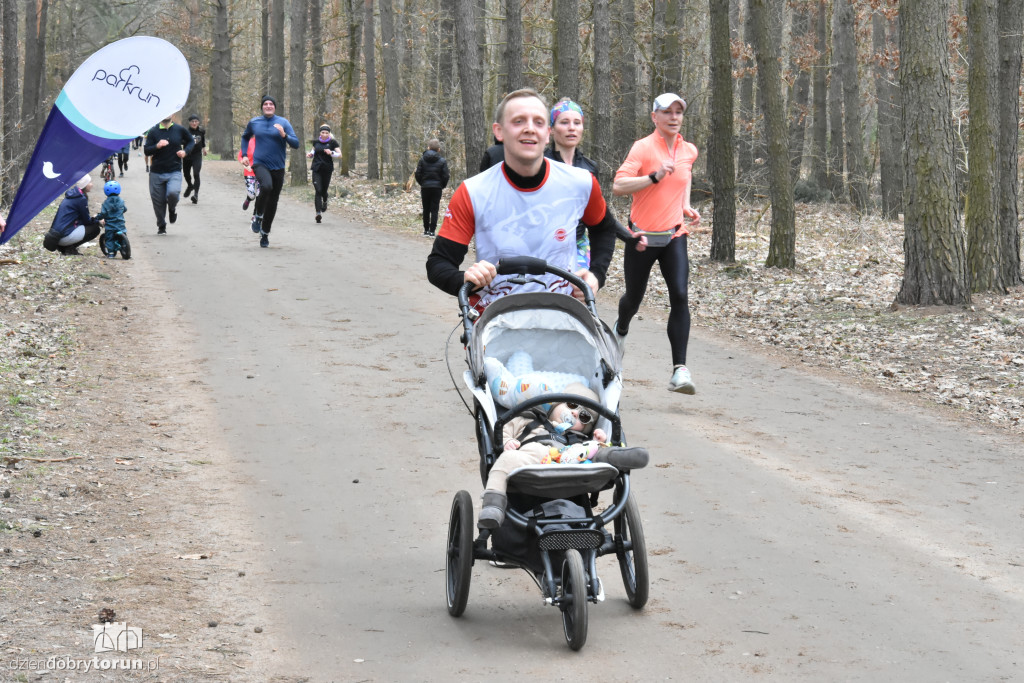Tłumy na sobotnim Parkrunie
