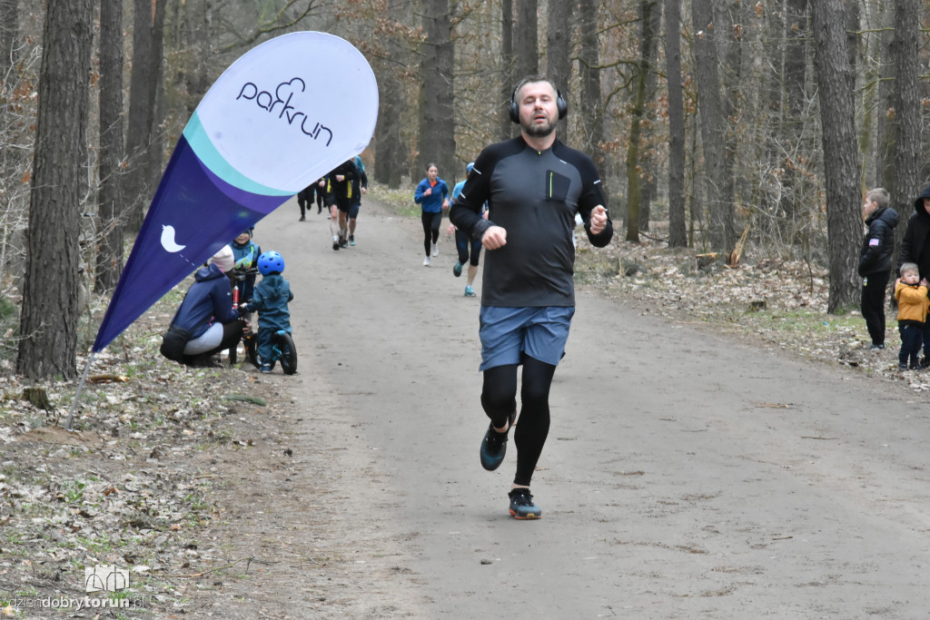 Tłumy na sobotnim Parkrunie