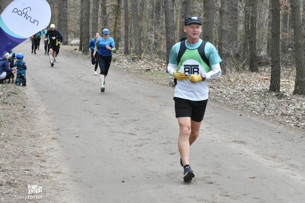 Tłumy na sobotnim Parkrunie
