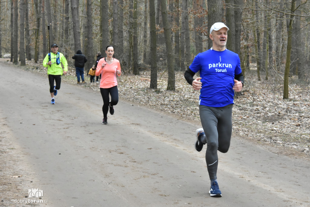 Tłumy na sobotnim Parkrunie