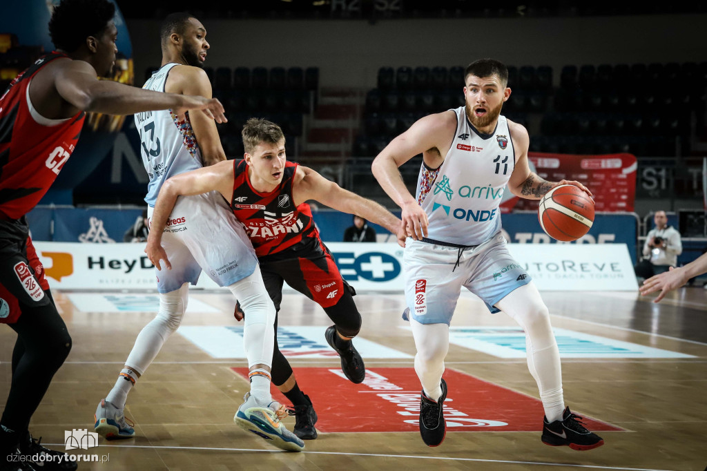 Twarde Pierniki Toruń 74 : 73 Czarni Słupsk