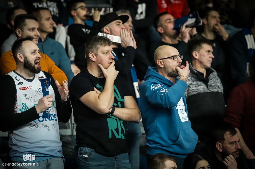 Twarde Pierniki Toruń 74 : 73 Czarni Słupsk