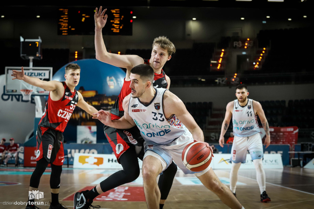 Twarde Pierniki Toruń 74 : 73 Czarni Słupsk