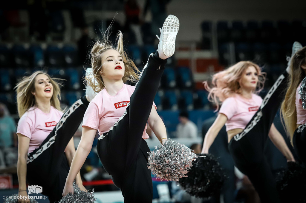 Twarde Pierniki Toruń 74 : 73 Czarni Słupsk