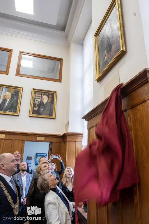 Irena Santor honorową obywatelką województwa