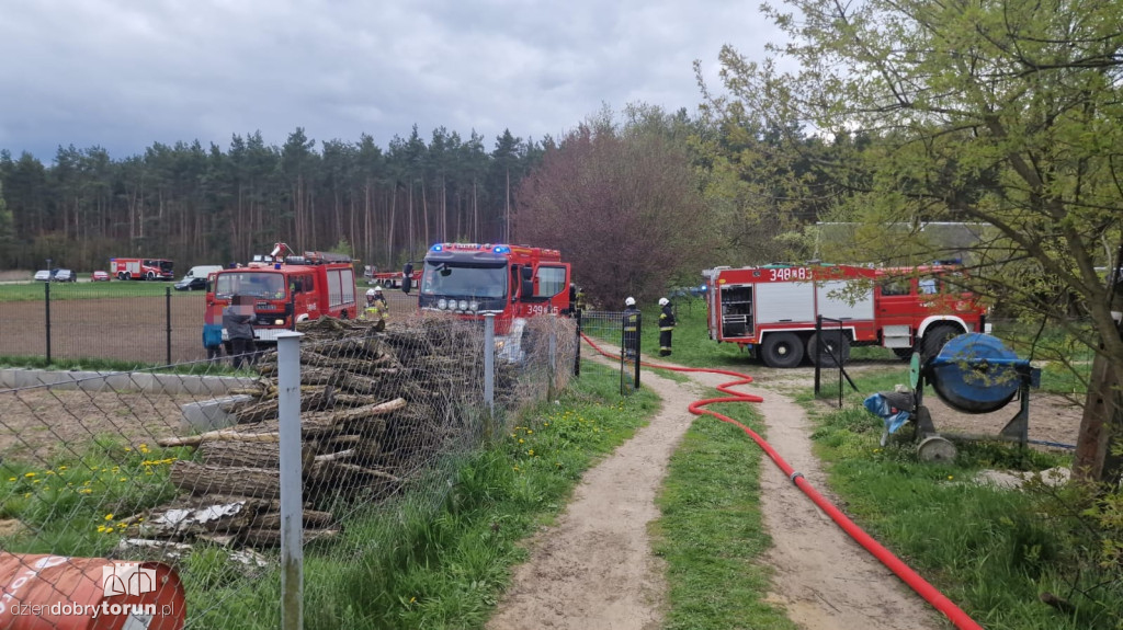 Pożar budynku we wsi pod Toruniem