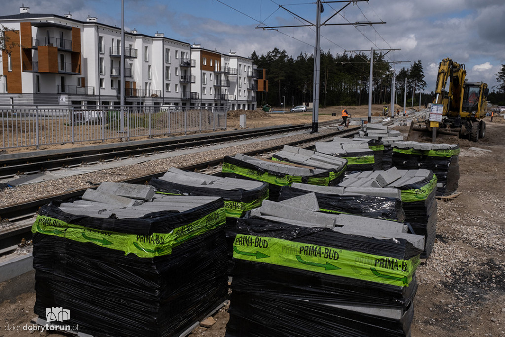 Objazd po budowie linii tramwajowej na Jar