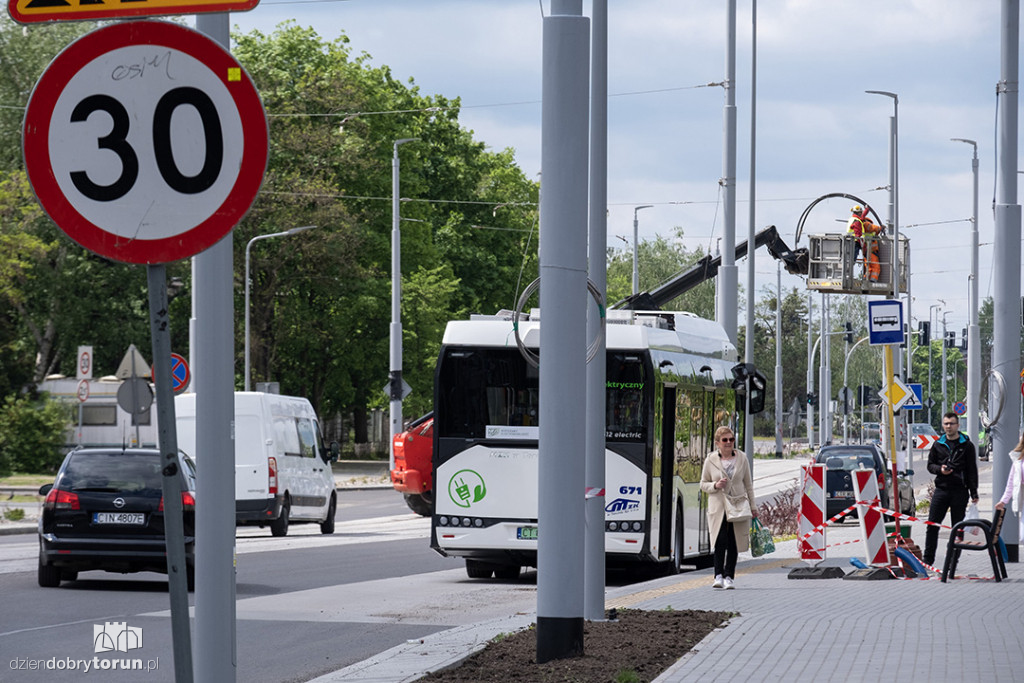 Objazd po budowie linii tramwajowej na Jar