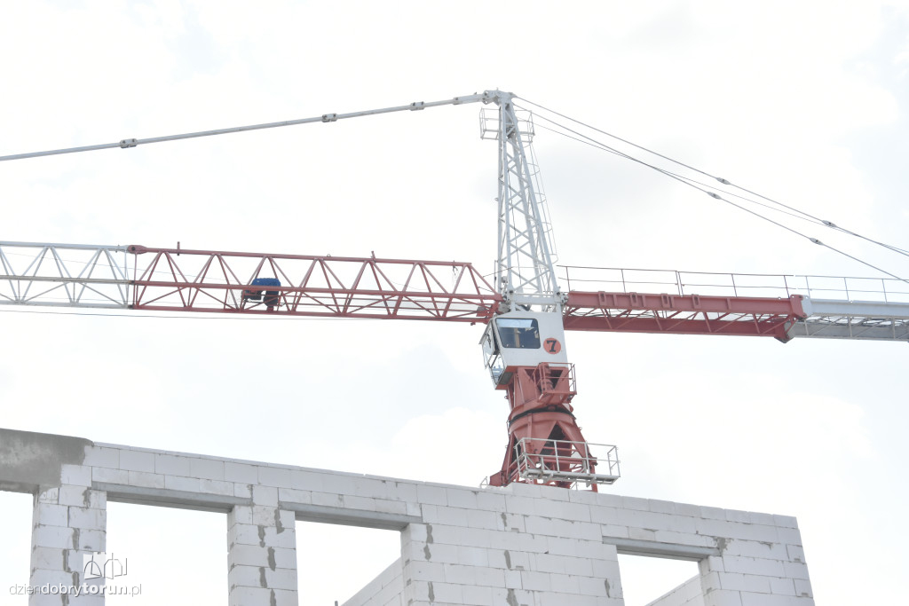 Wmurowanie kamienia węgielnego pod budowę szkoły