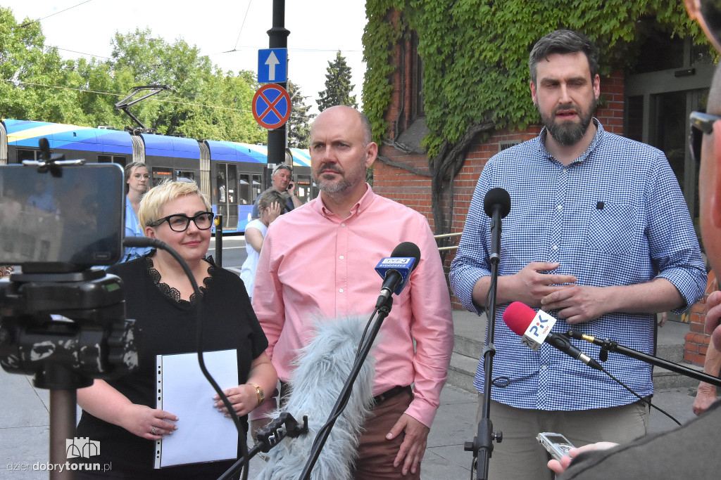 Konferencja prasowa radnych RM Torunia