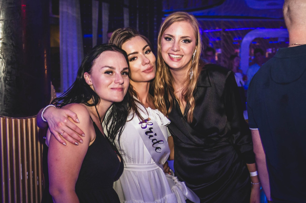 Weekendowa impreza w Starsie