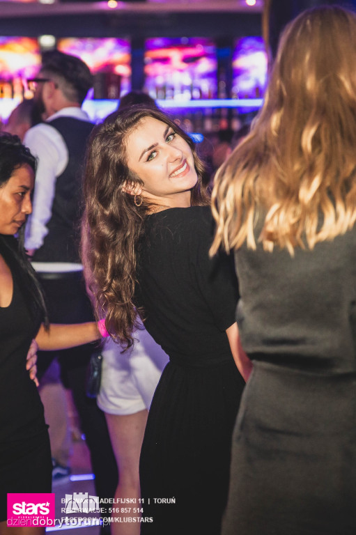 Weekendowa impreza w Starsie