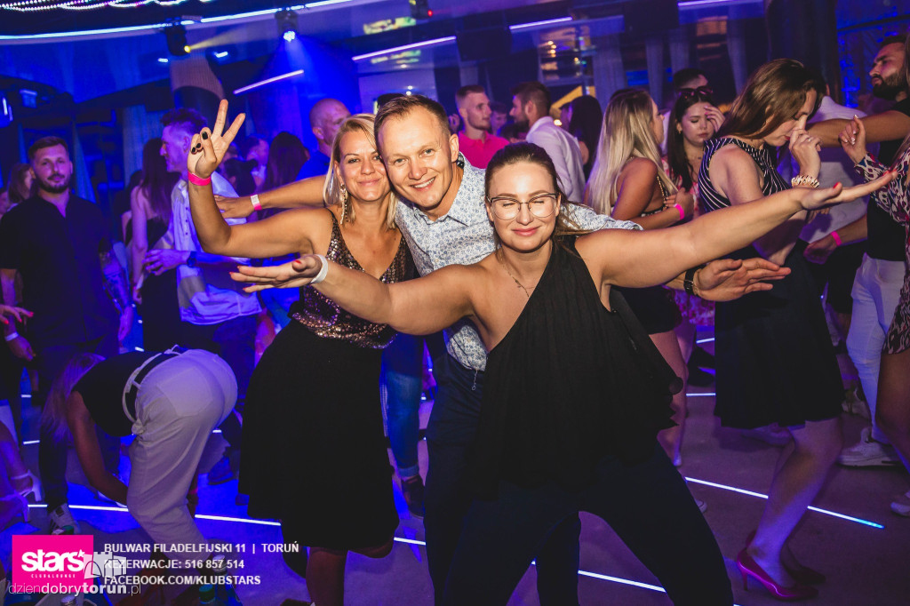 Weekendowa impreza w Starsie