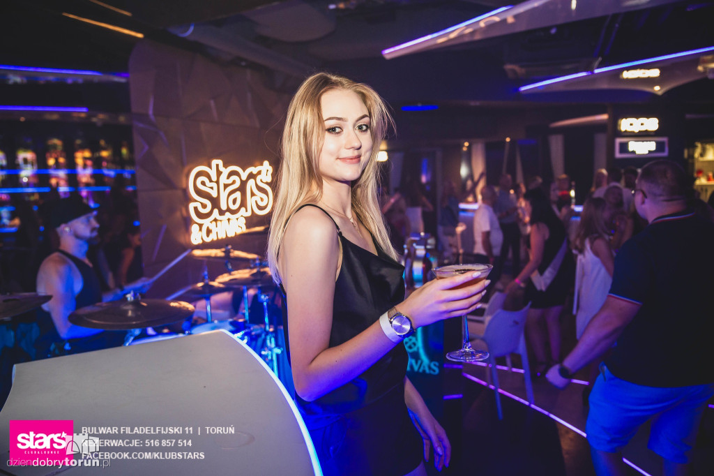 Weekendowa impreza w Starsie