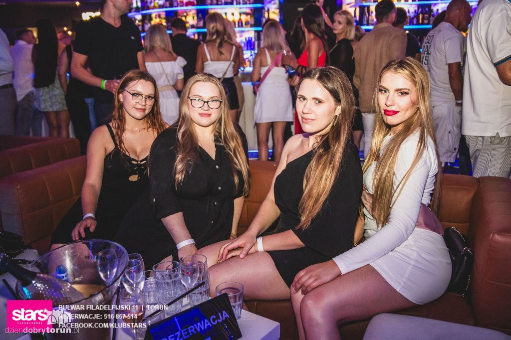 Weekendowa impreza w Starsie