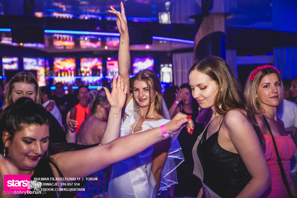 Weekendowa impreza w Starsie