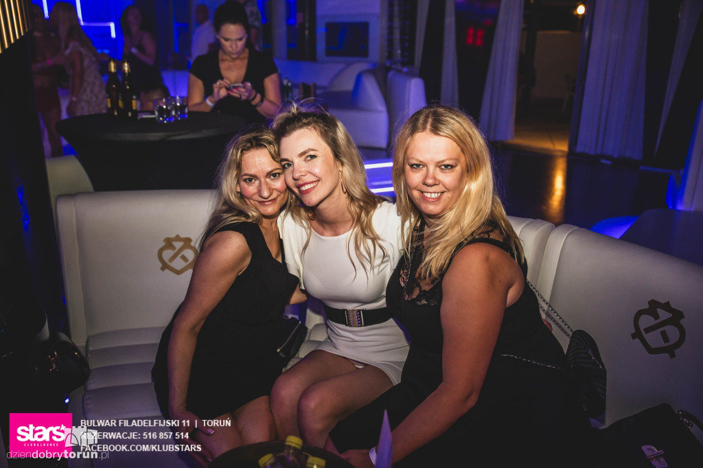 Weekendowa impreza w Starsie