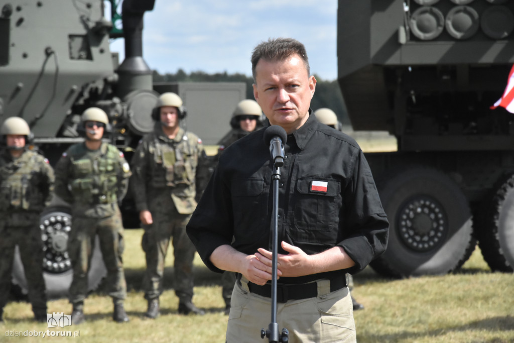 Minister Mariusz Błaszczak na poligonie