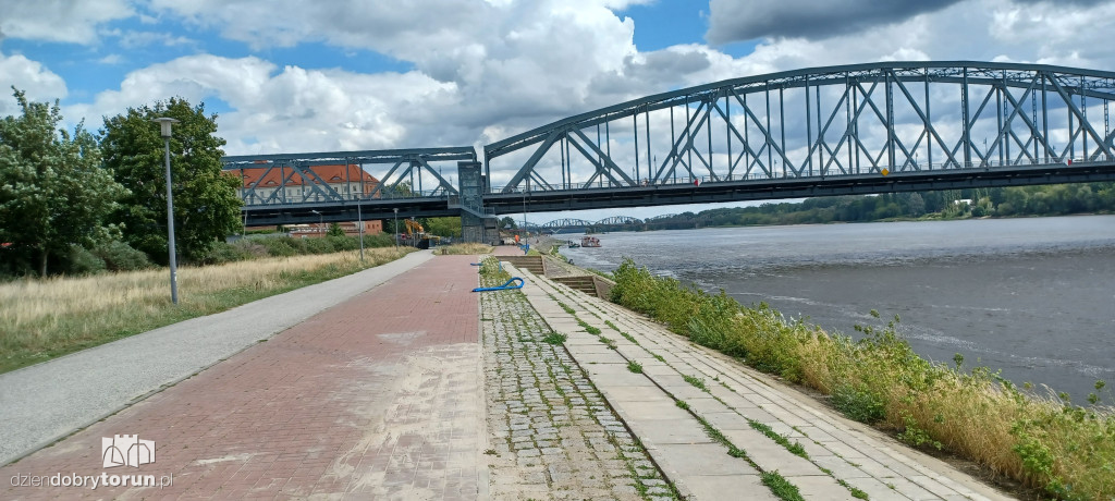 Rozkopany toruński bulwar