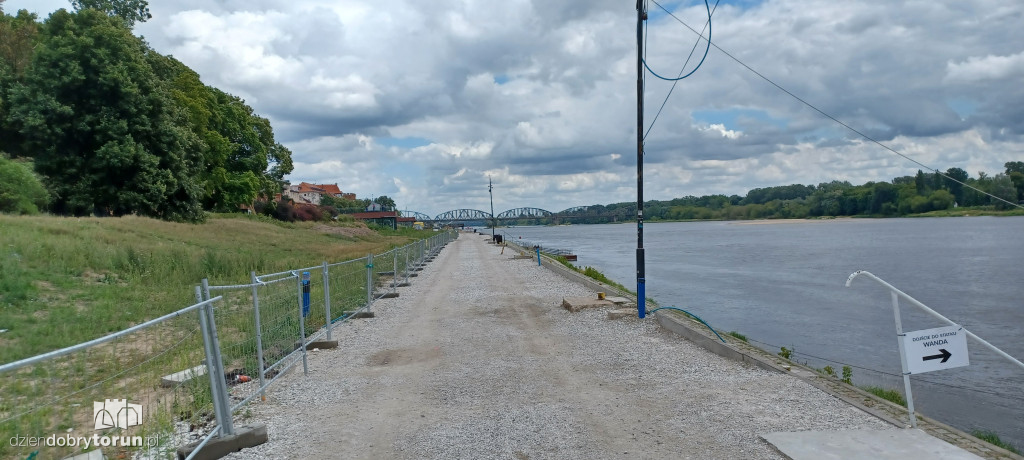 Rozkopany toruński bulwar