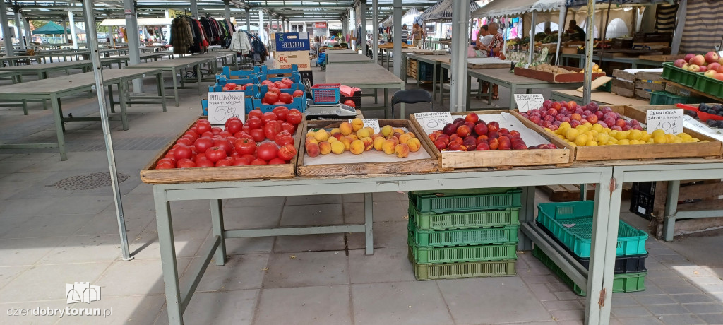 Ceny owoców i warzyw na targowisku dnia 24.08