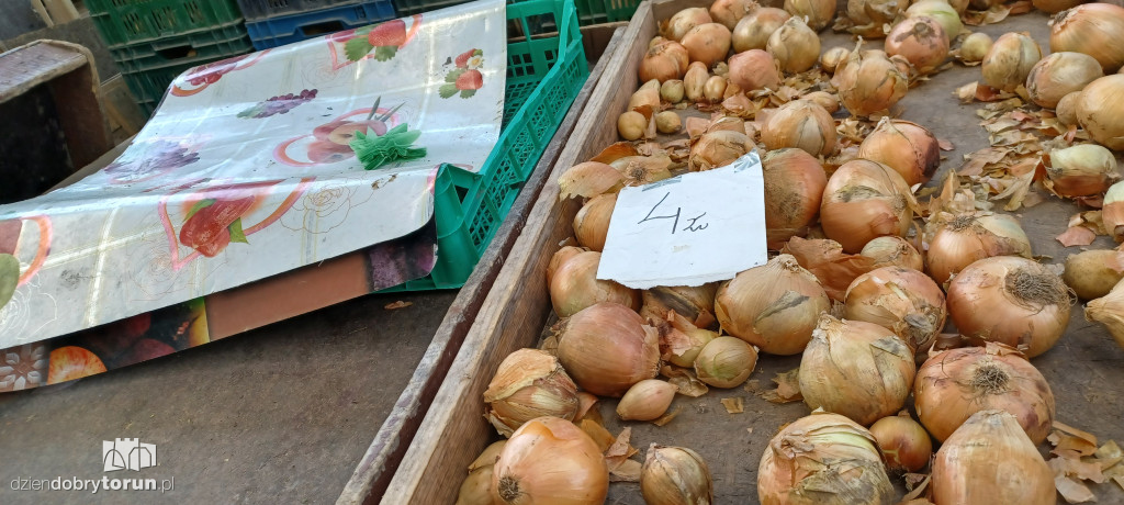 Ceny owoców i warzyw na targowisku dnia 24.08