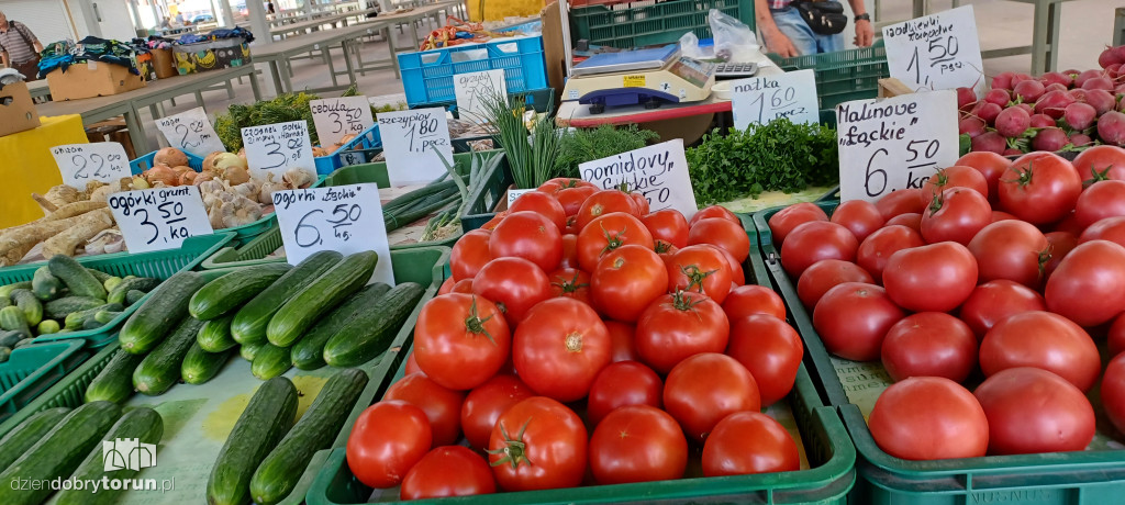 Ceny owoców i warzyw na targowisku dnia 24.08