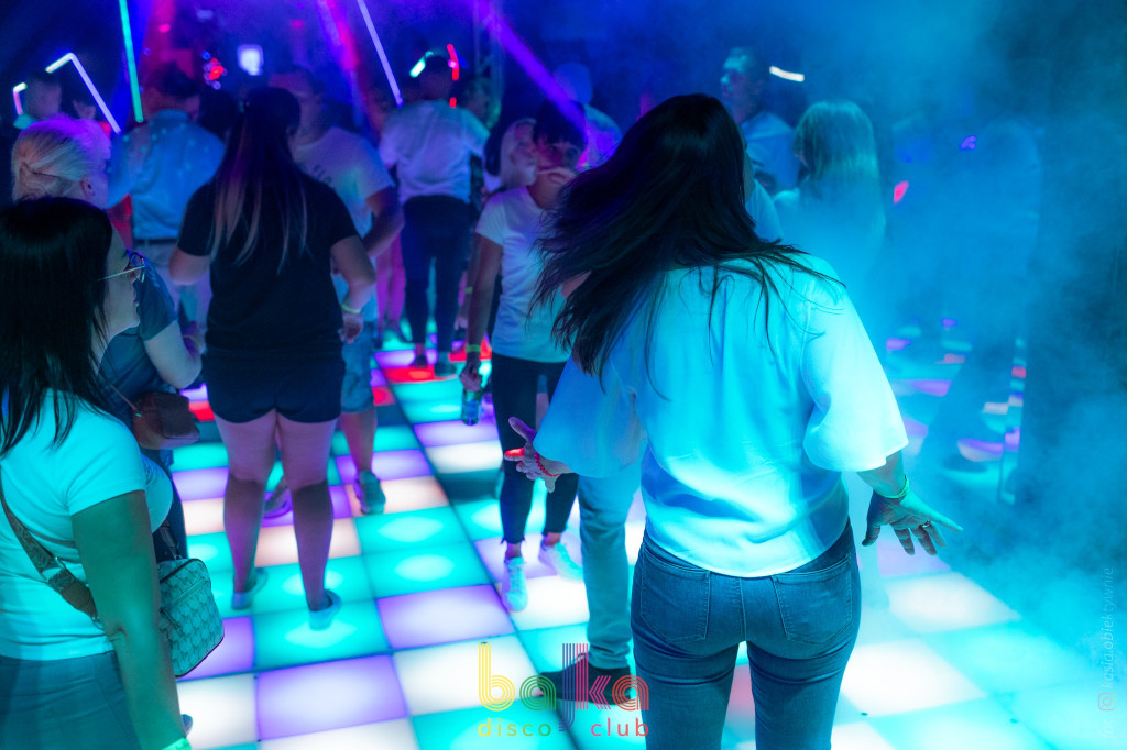 Wakacyjne ostatki - klub BAJKA