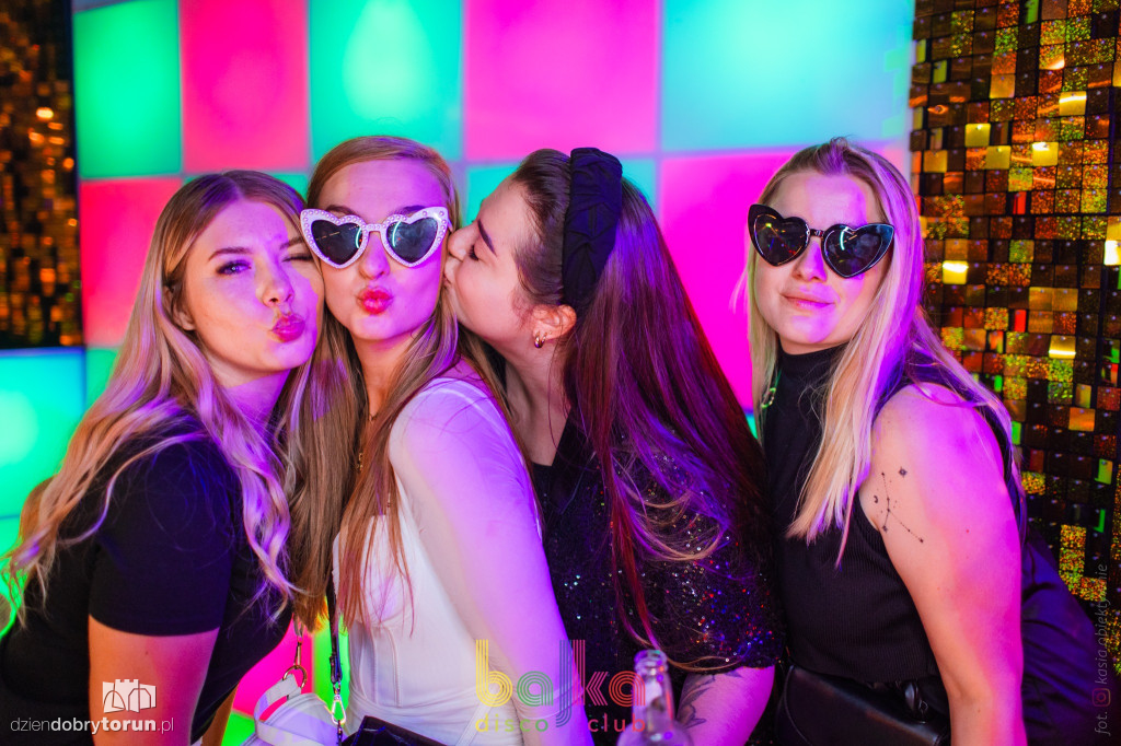 Wakacyjne ostatki - klub BAJKA