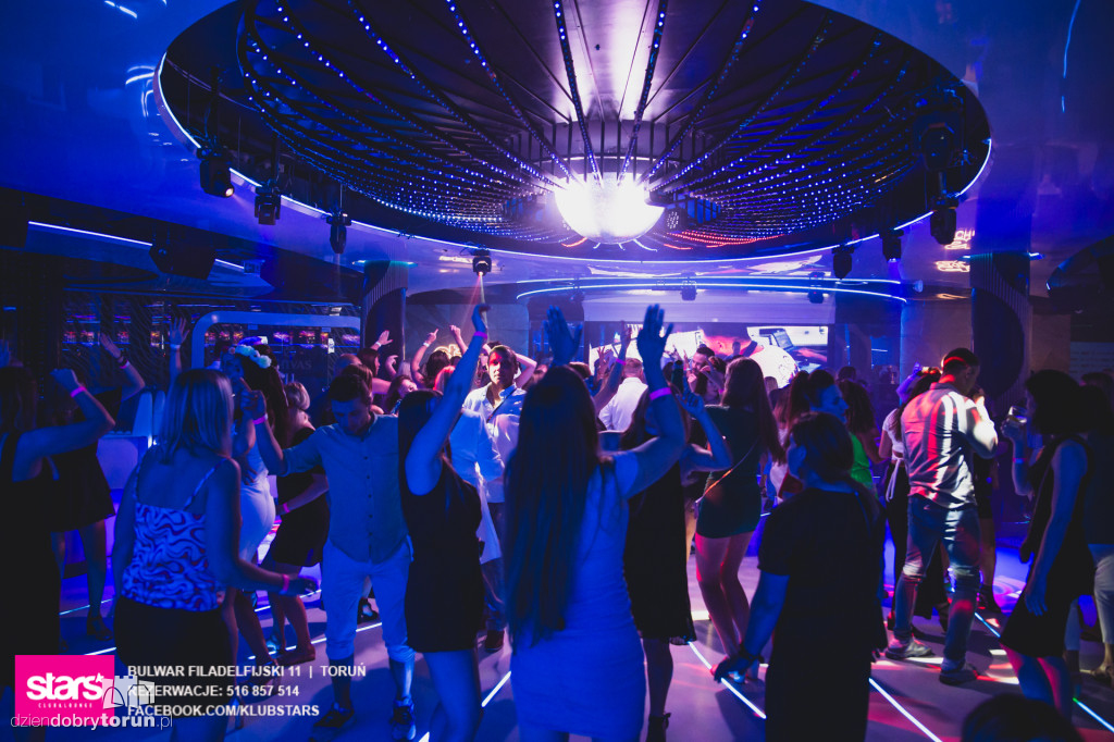 Forever Young - impreza w klubie Stars