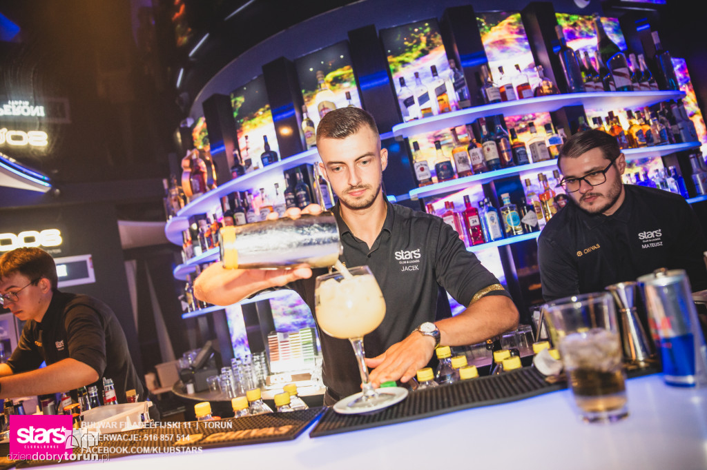 Forever Young - impreza w klubie Stars