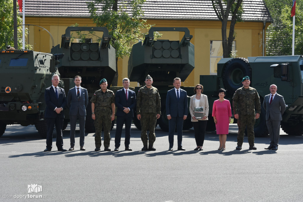 Podpisanie umowy na wyrzutnie rakietowe